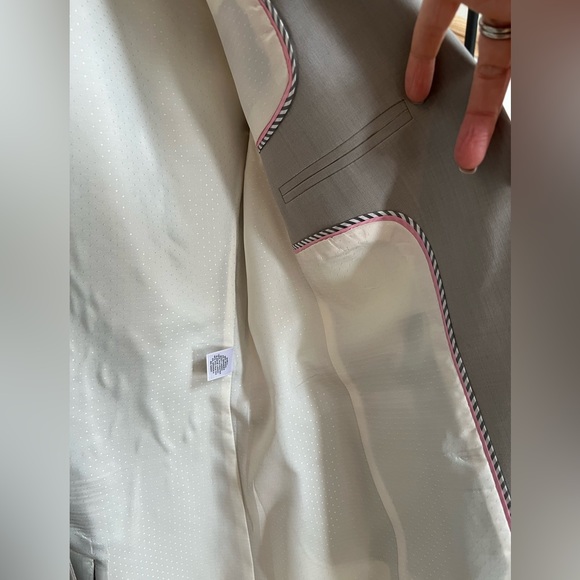 Banana Republic Light Grey Wool Suit Jacket Women’s Size 6 Tall. - Picture 4 of 8